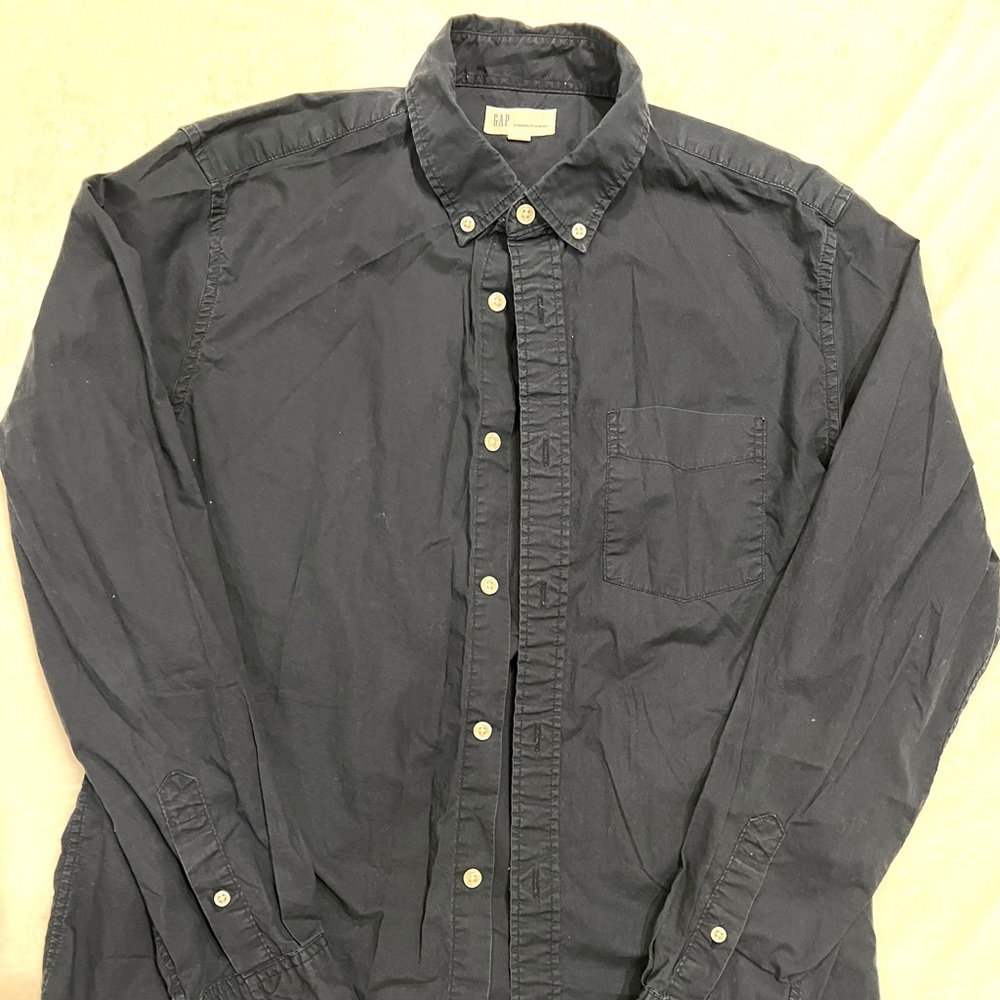 (M) GAP Men’s Button Down